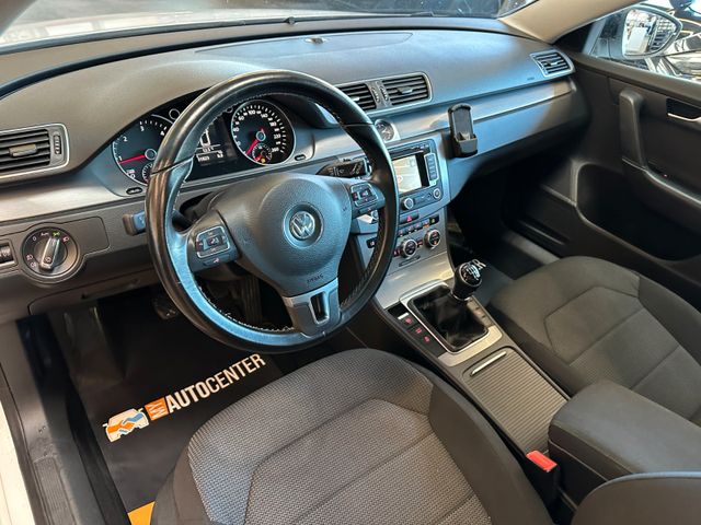 MYAUTOCENTER – Gebraucht- und Jahreswagen mit Werkstattservice in Pfaffenhofen Volkswagen Passat Variant Business Edition BMT *NAVI*XENON*