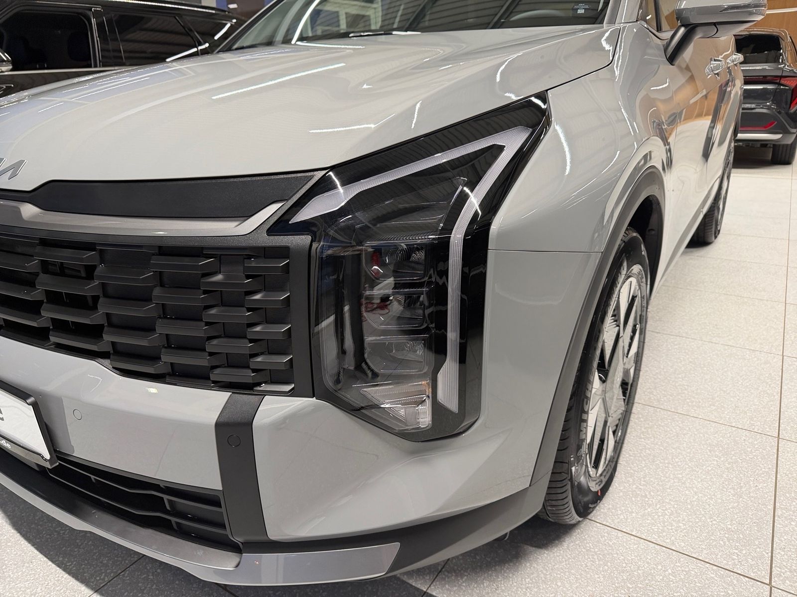 Fahrzeugabbildung Kia SPORTAGE 1.6T 2WD DCT Vision KOM Facelift