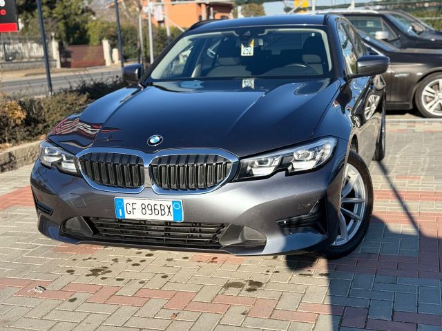 BMW Bmw 320 320d 48V Touring 190CV . IVA ESPOSTA