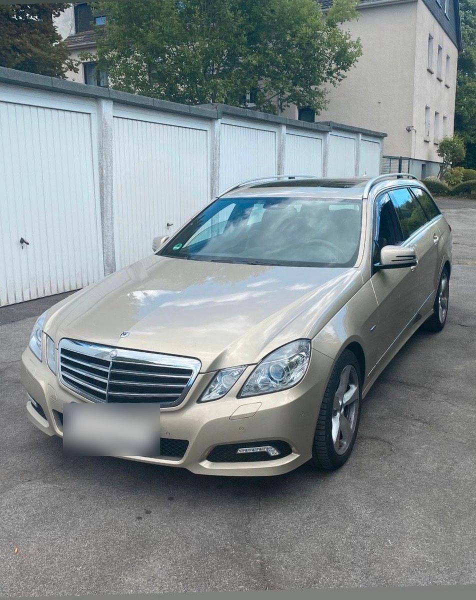 Mercedes-Benz E350, 2010