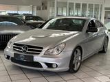 Mercedes-Benz CLS 63 AMG*HARMANK*XENON*CARBON*LEDER - Mercedes-Benz: Cls63