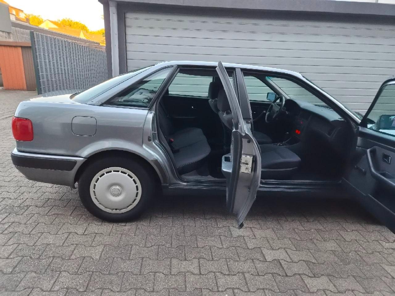 Audi 80 B4 2.6 V6 automatik