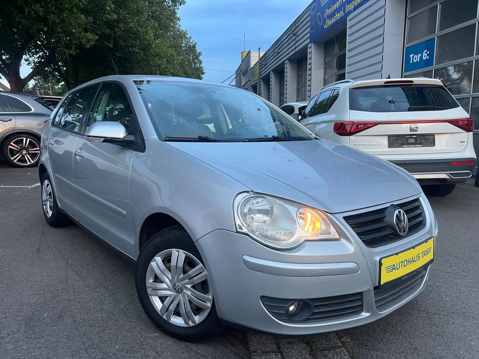 Fahrzeugabbildung Volkswagen Polo IV Comfortline *SITZHEIZUNG* TÜV NEU *