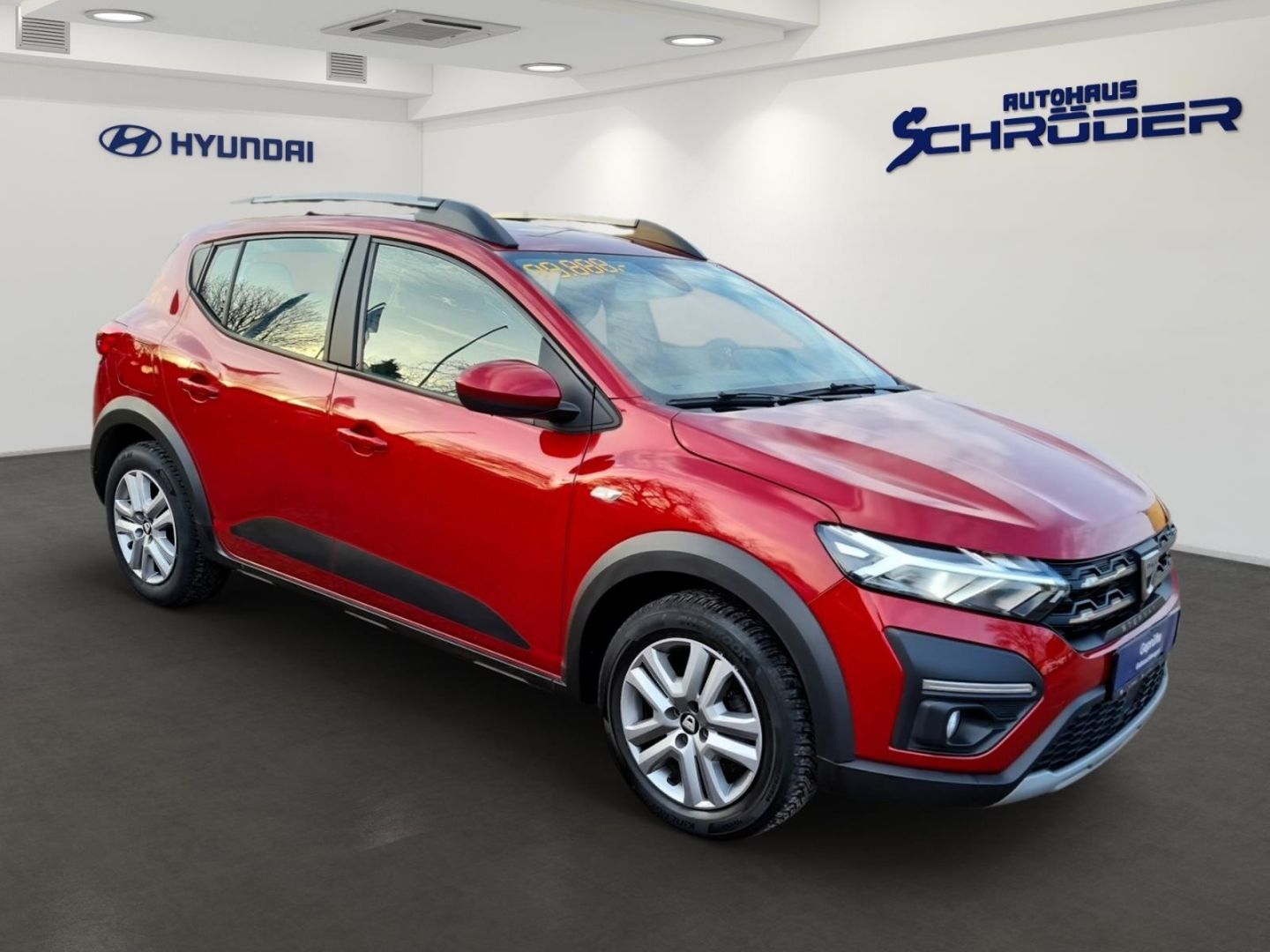 Fahrzeugabbildung Dacia Sandero Stepway Comfort III LPG+LED+KLIMA+PDC