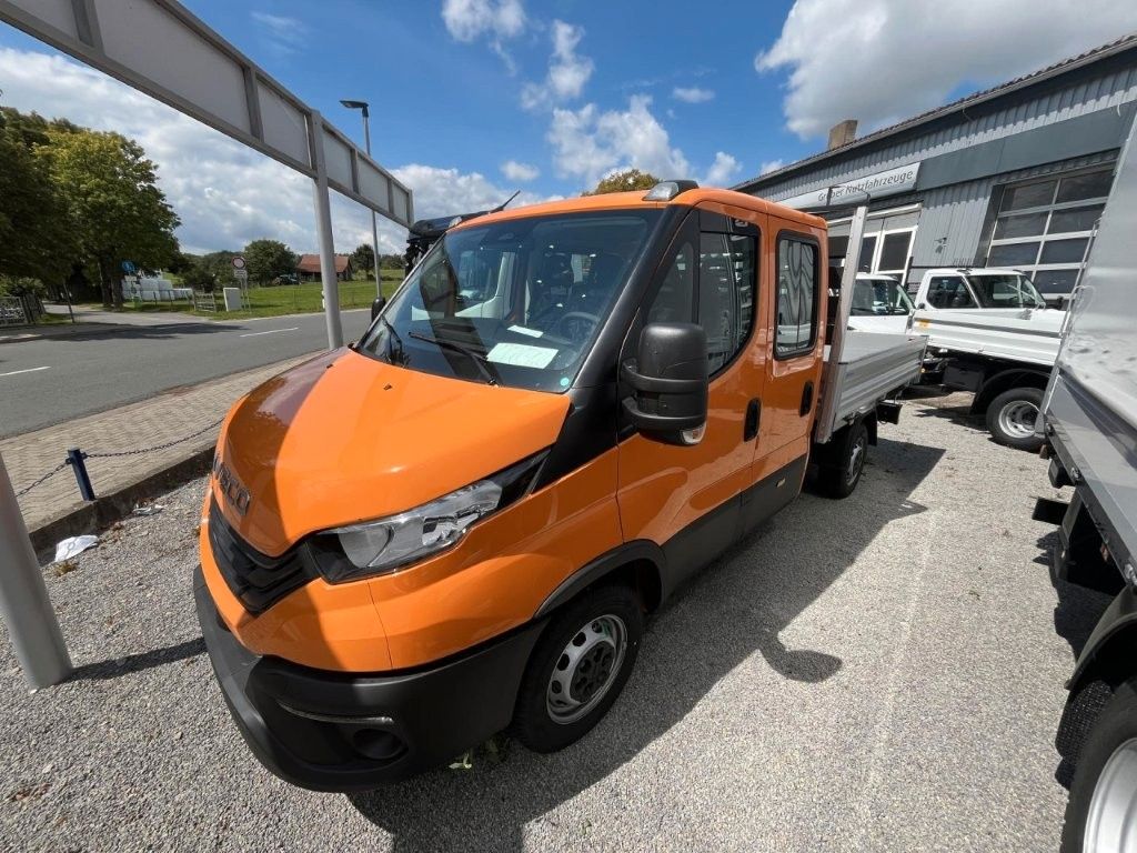 Fahrzeugabbildung Iveco Daily 35S16H DoKa Kipper 3,0 Diesel AHK 3,5 ton