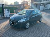 Peugeot 208 1.2 Active PureTech 82 Active / TÜV Neu - Peugeot 208 in Erfurt