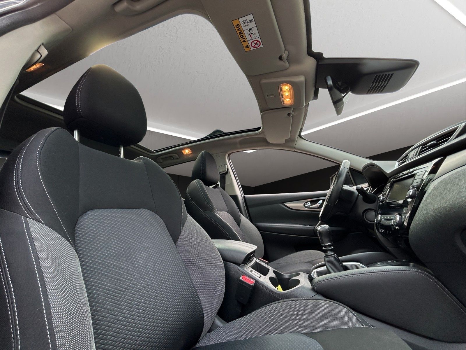 Fahrzeugabbildung Nissan Qashqai Tekna+ Klima/Kamara 360°/Panorama