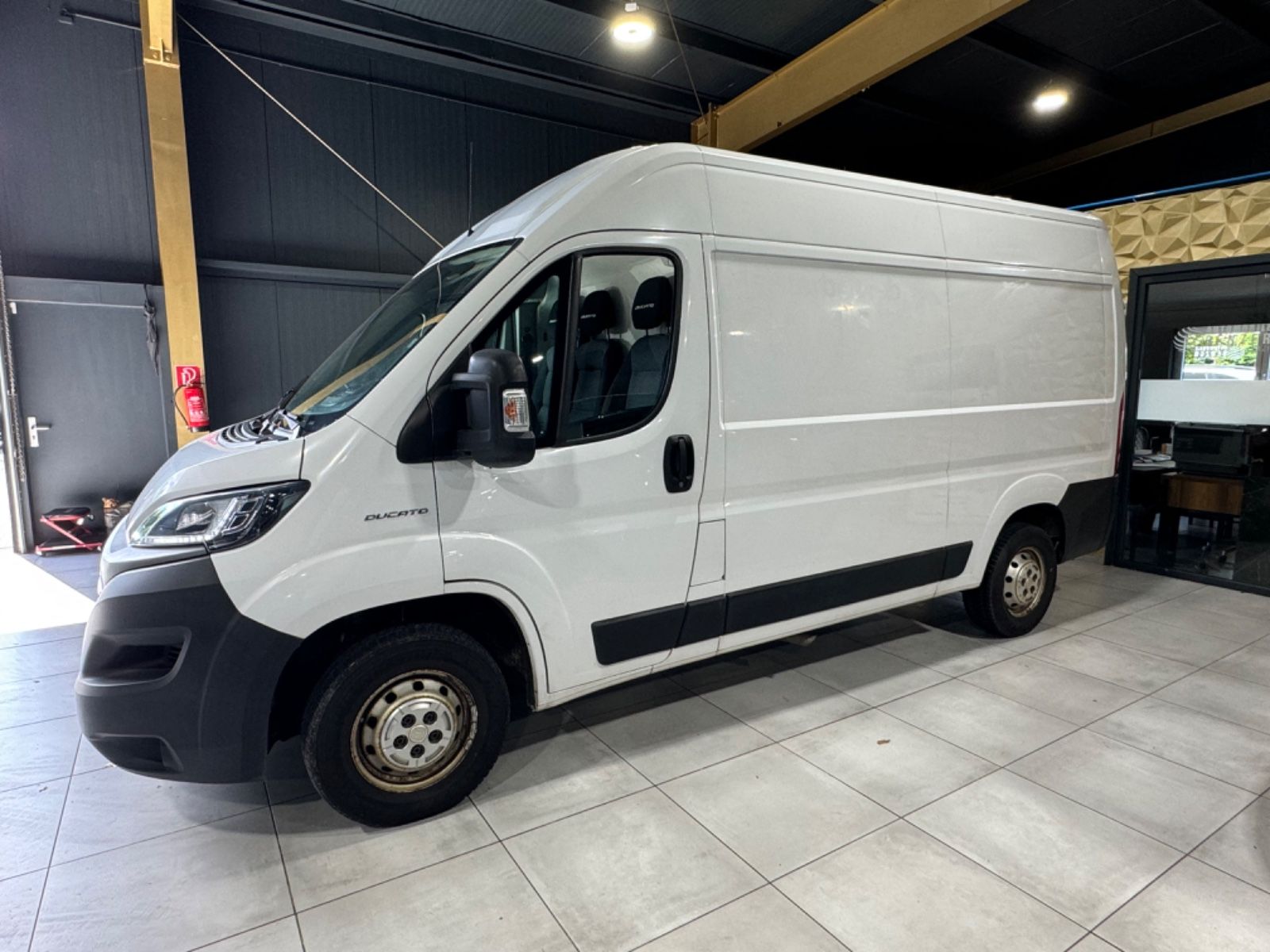 Fahrzeugabbildung Fiat Ducato Hochr.30 140 L2H2/AUTOMATIK/NAVI/KAMERA