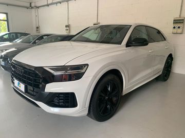 Audi Q8 - 3