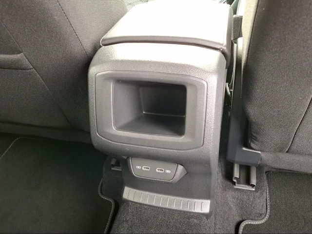 T-CROSS 1.0 TSI DSG R-LINE