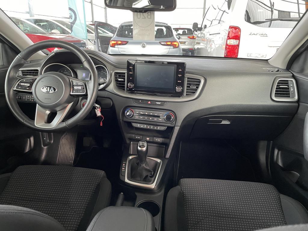 Kia CEED SW SILVER 1.0 T SHZ, KAMERA, PDC, KLIMAAUTO