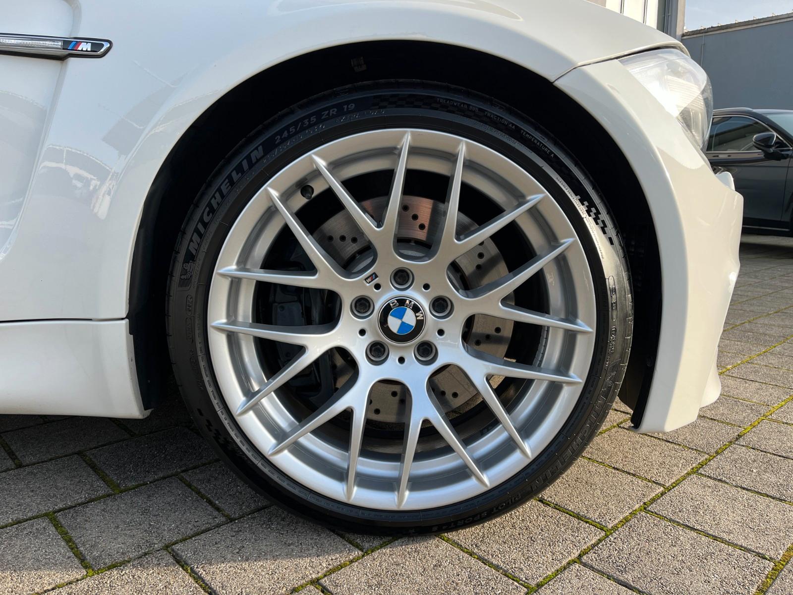 BMW 1er M Coupé DE-FZG BMW-SCHECKH NAV-PROF SHADOW-L