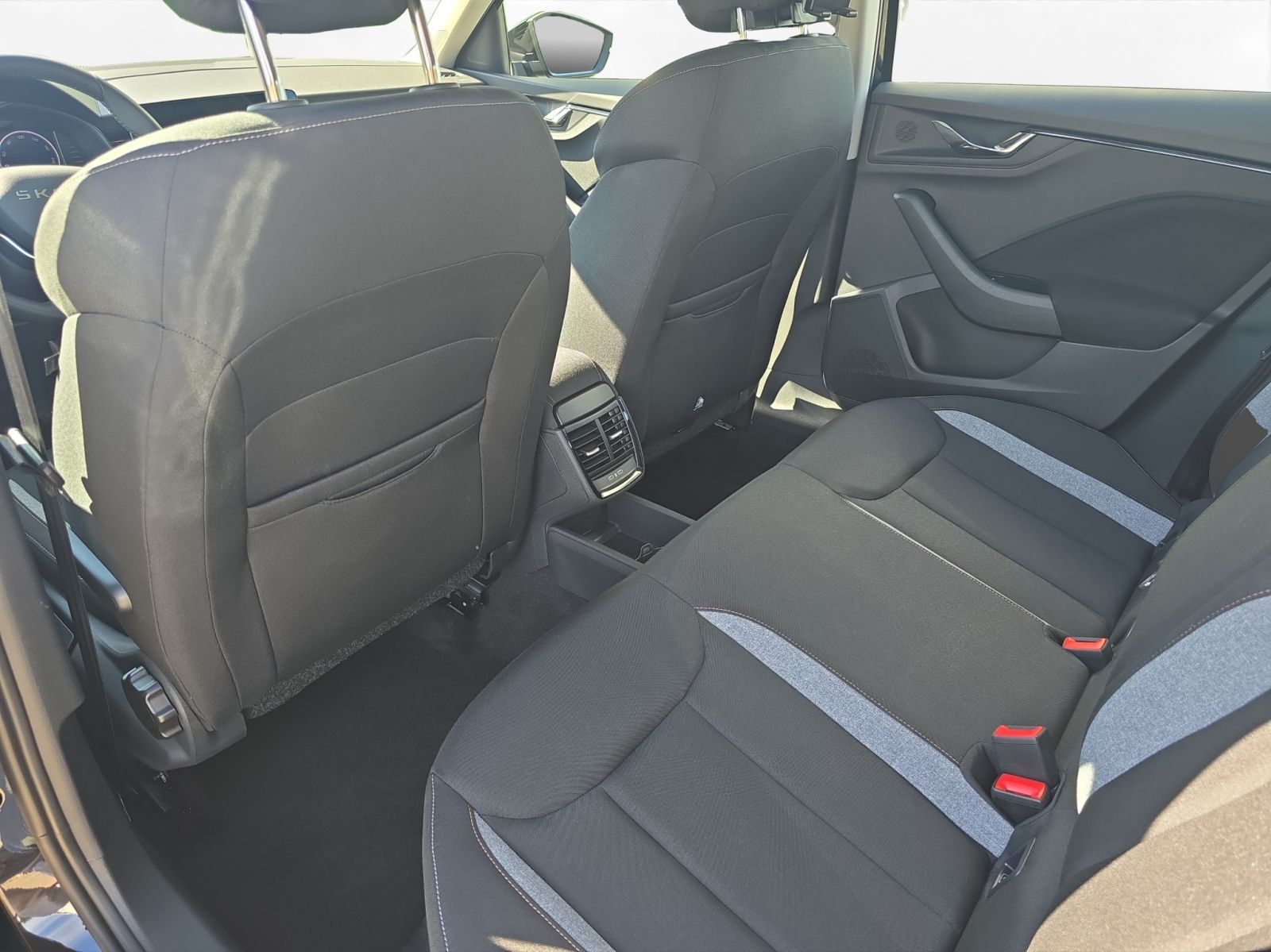 Skoda Kamiq - Bild 10