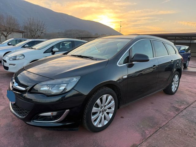 Opel Astra 1.7 CDTI 110CV Sports Tourer Cosmo na