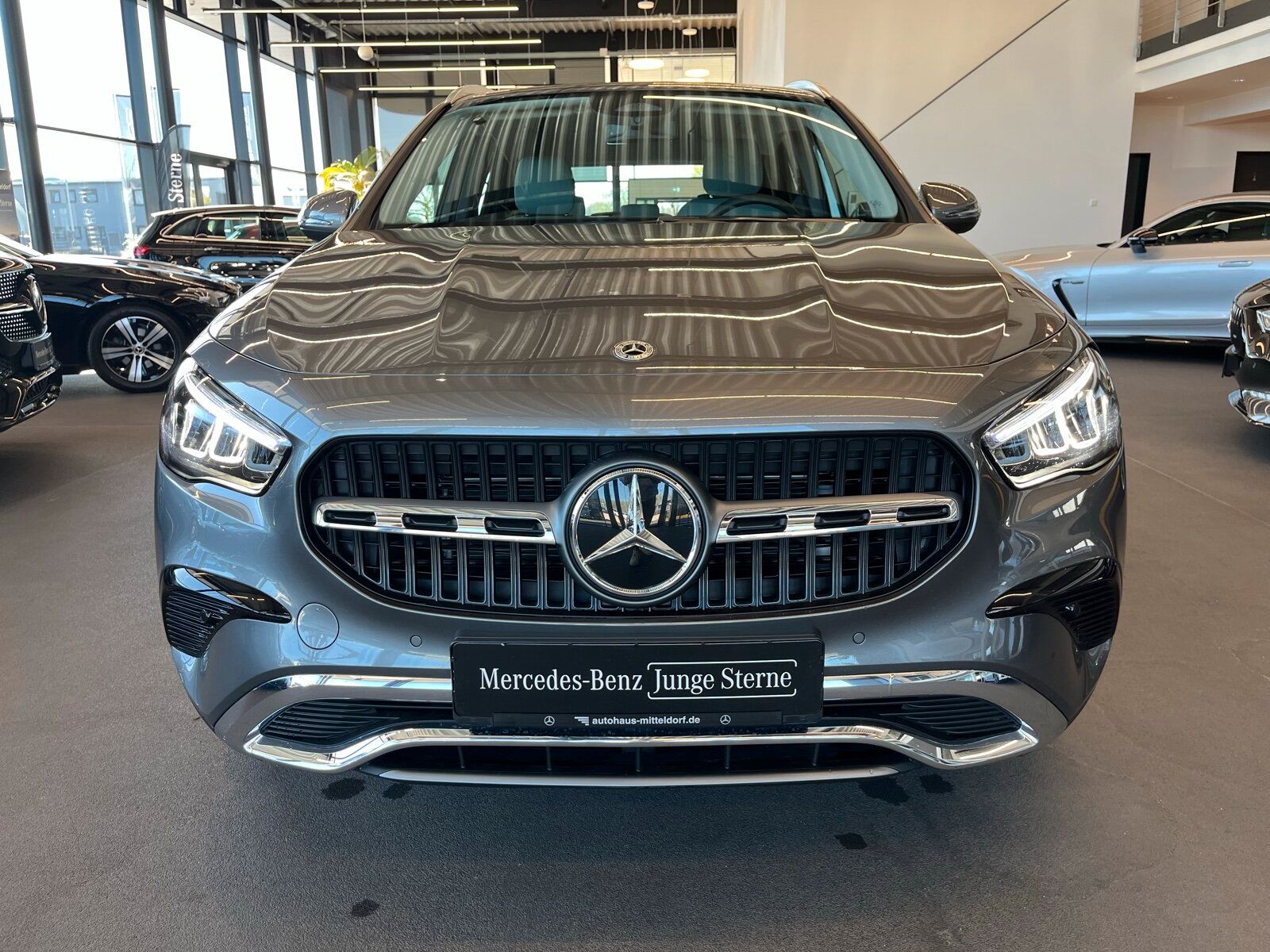 Mercedes-Benz GLA 180 PROGRESSIVE ADVANCED VOLLDIGI WINTERP. foto 23
