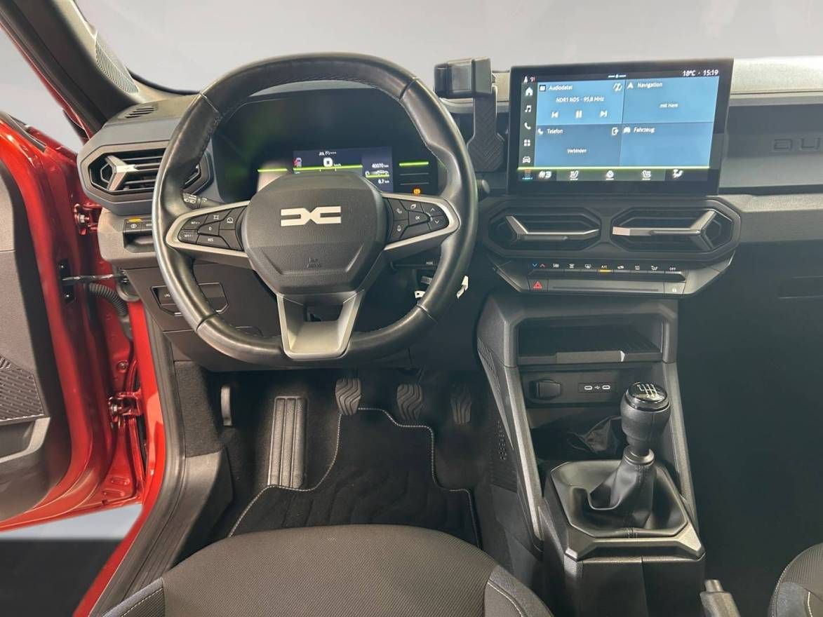 Fahrzeugabbildung Dacia Neuer Dacia Duster Expression ECO-G 100