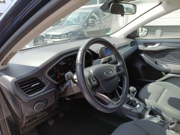 Ford Focus - 8