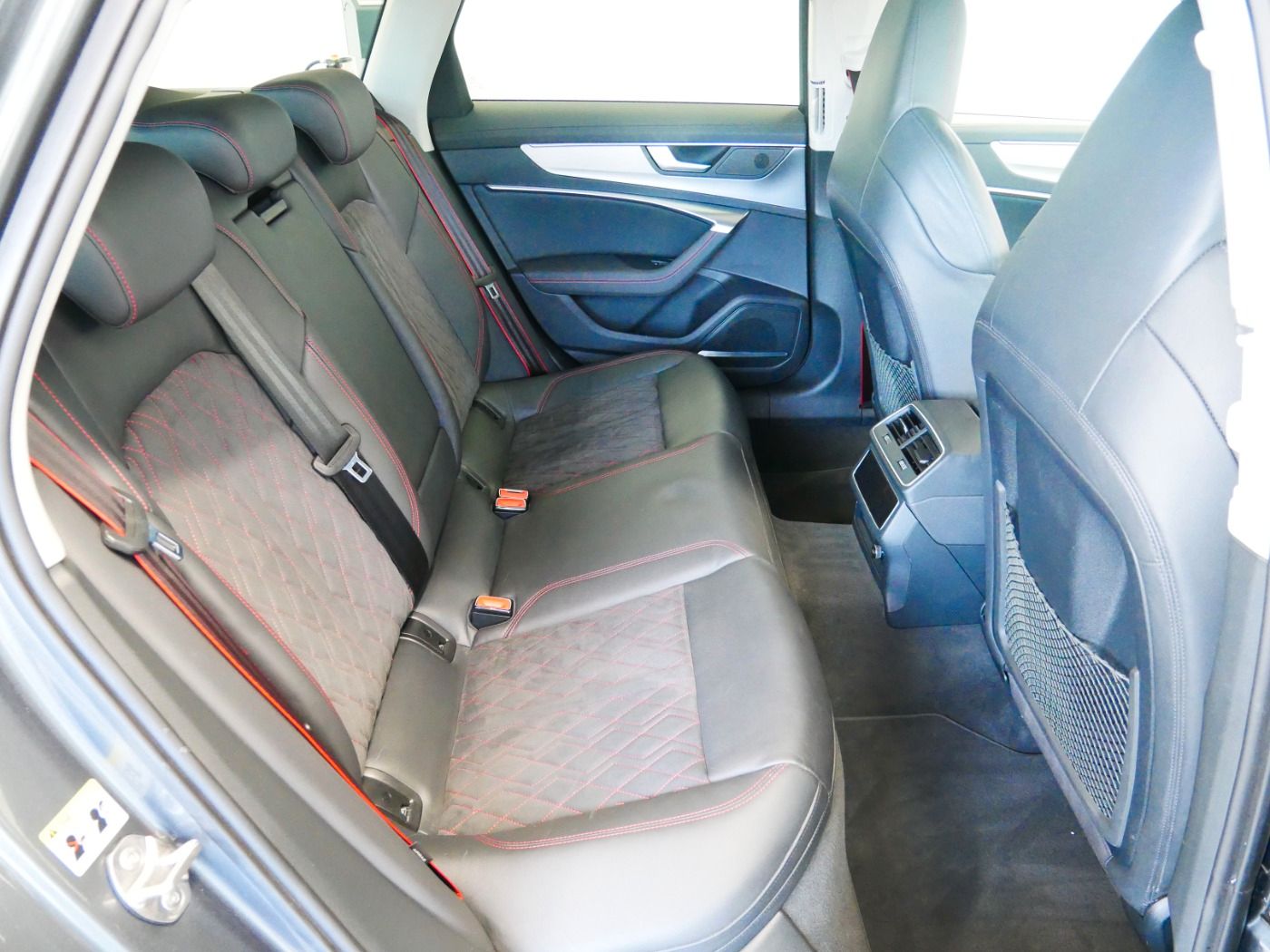 Audi S6 - Bild 8