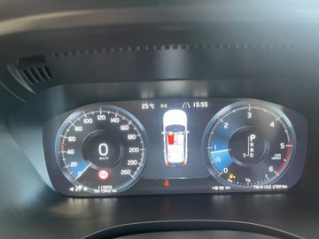 MYAUTOCENTER – Gebraucht- und Jahreswagen mit Werkstattservice in Pfaffenhofen Volvo XC 60 *Inscription*AHK*LED*Kamera*