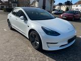 Tesla Model 3 Allradantrieb mit Dualmotor Long Ran... - Tesla Gebrauchtwagen in Bielefeld