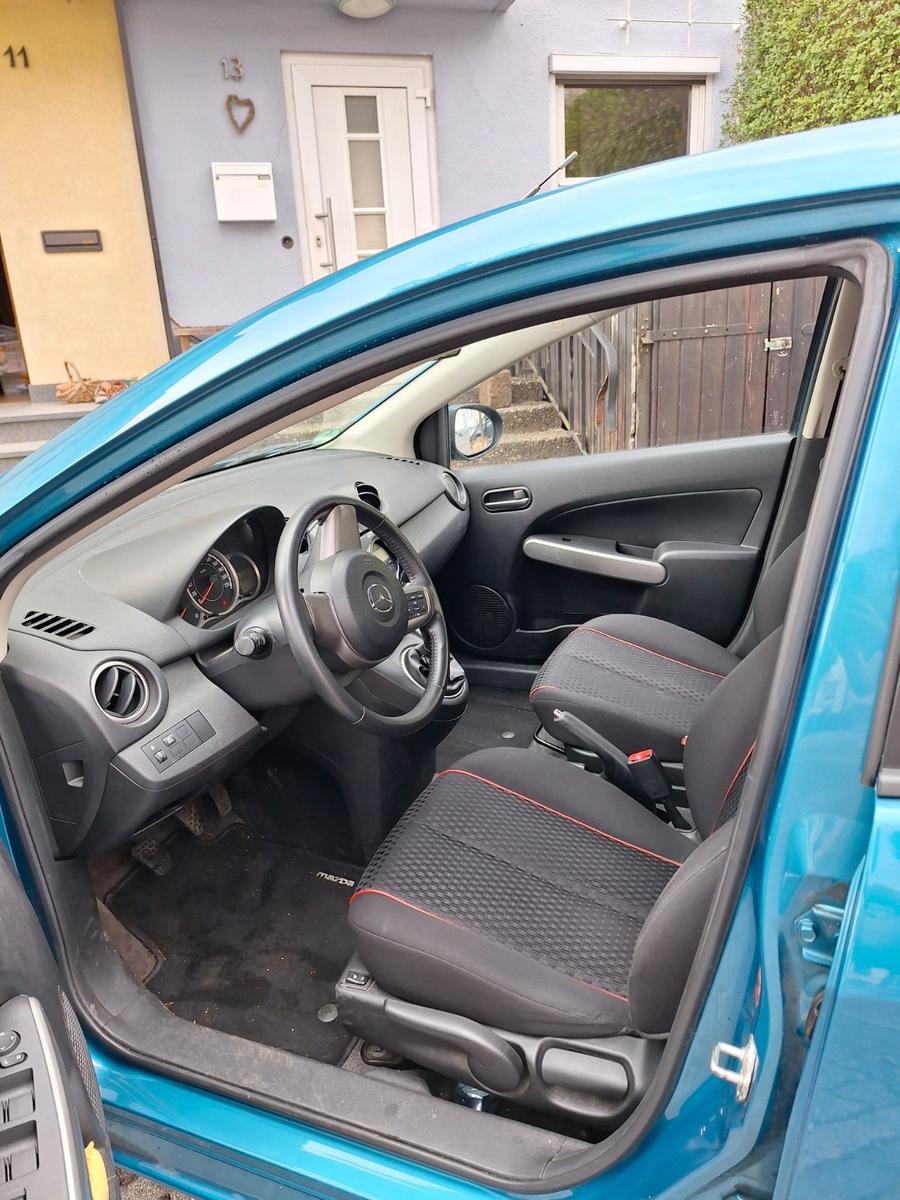 Mazda 2, 55kW, 166.000km, TÜV neu