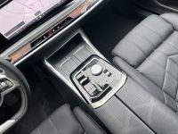 BMW 750 - Vorschau Bild 13