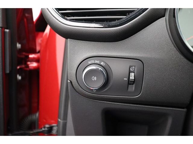 Fahrzeugabbildung Opel Crossland 1.2 Elegance AHK LED DAB AppleCP RK