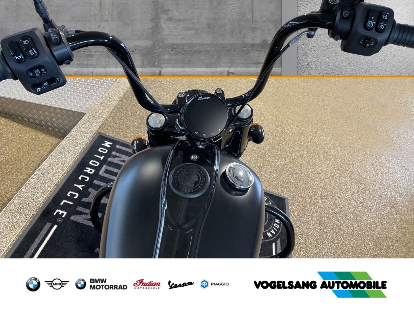 Fahrzeugabbildung Indian Chief Bobber Ape-Lenker, Sturzbügel, Gepäckträge