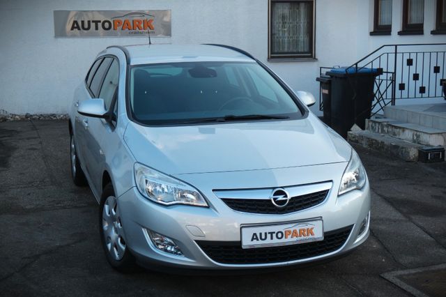 Opel Astra J 1.4 Sports Tourer Design Edition