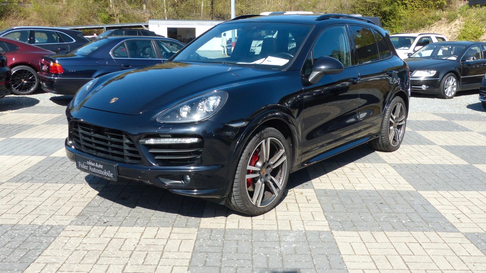 Porsche Cayenne GTS Pano BOSE 21Zoll Standhzg