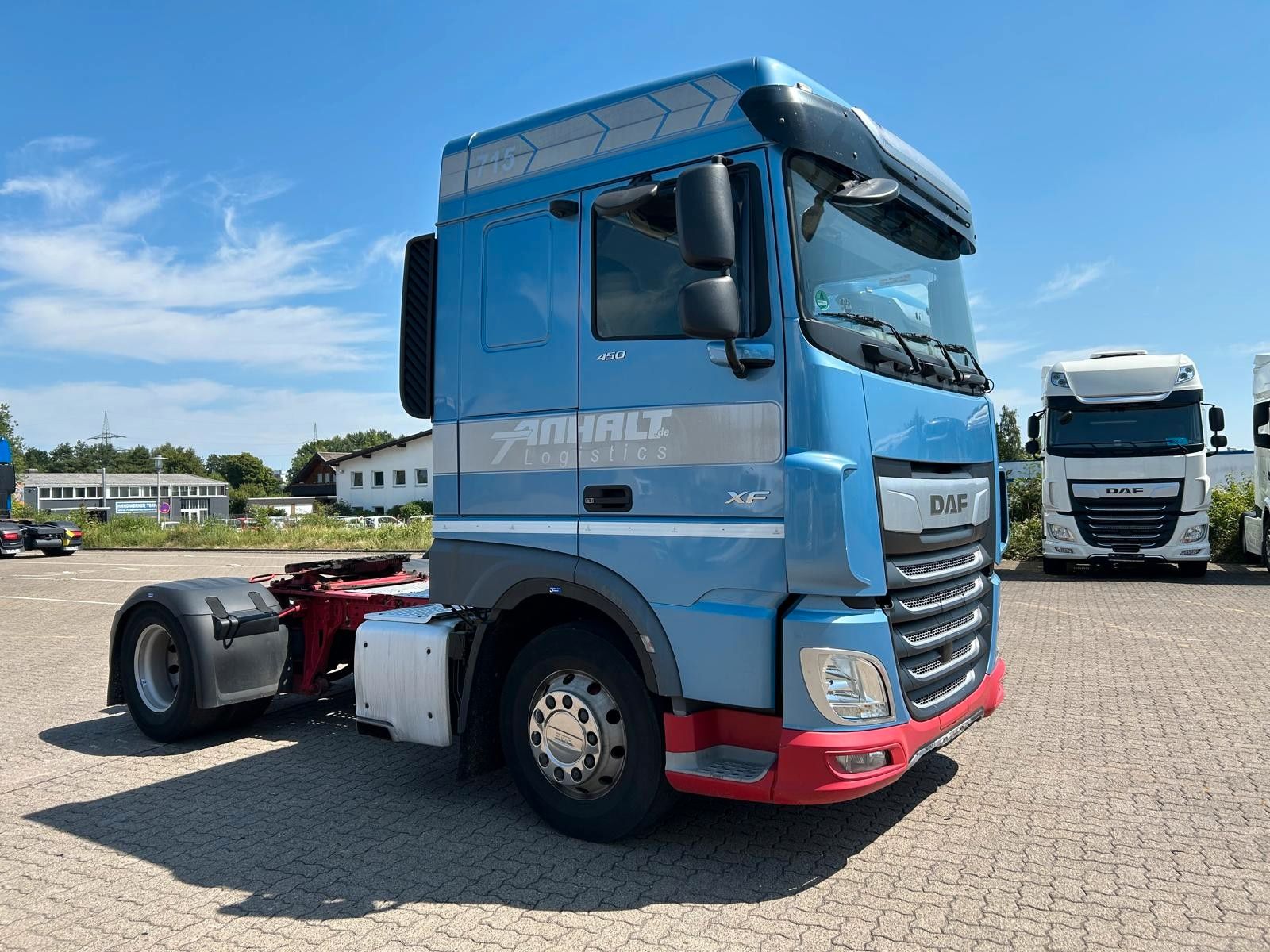 Fahrzeugabbildung DAF 2 Stk. XF 450 FT, ADR