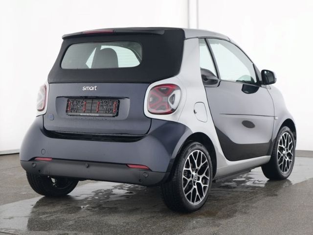 Smart fortwo EQ Cabrio Prime Exclusive 22kW Kamera LED imagem 3