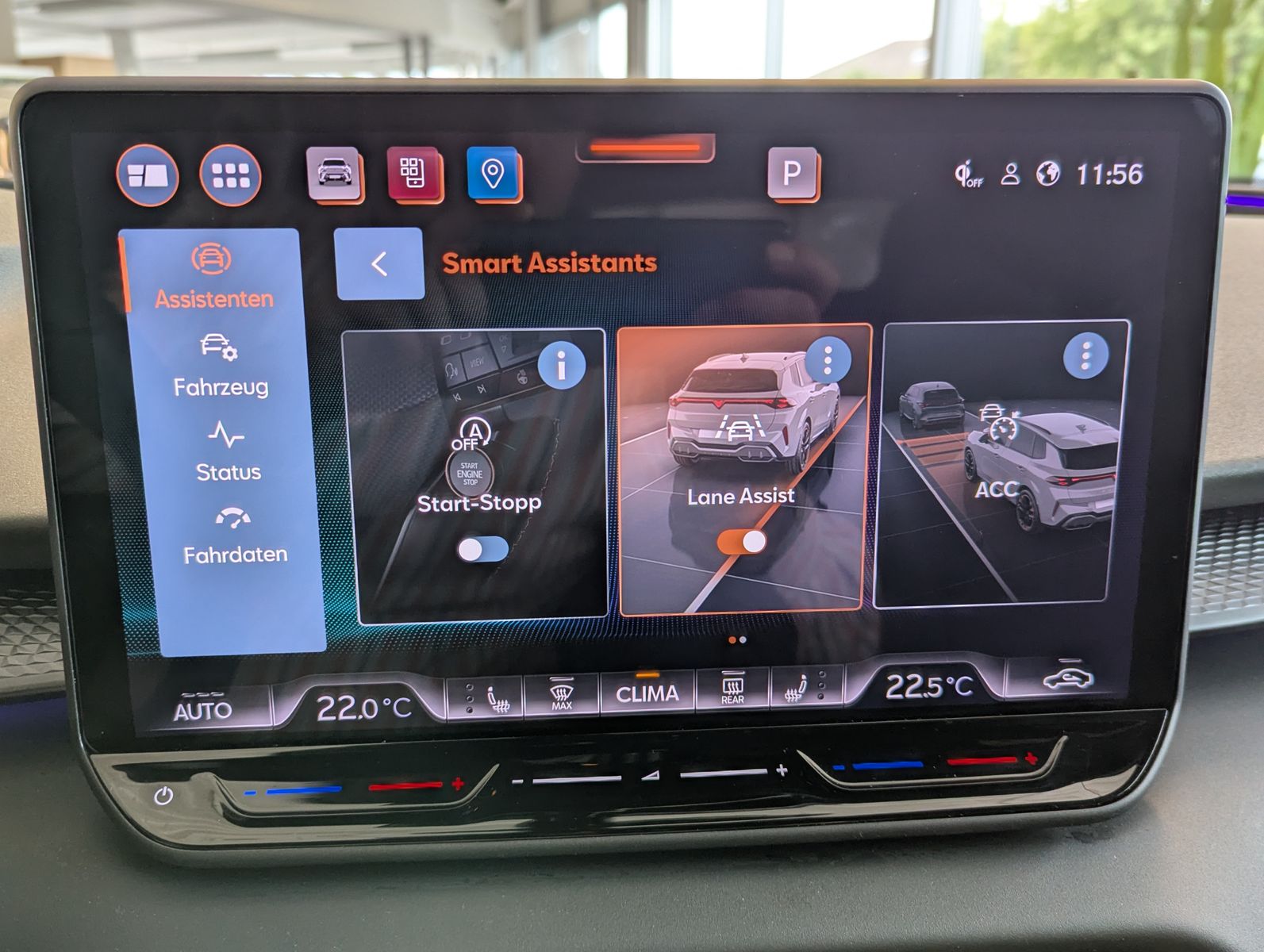Fahrzeugabbildung CUPRA Terramar 1.5 TSI Tribe Senn Pano Matrix HUD AHK