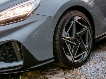 Hyundai i30 1.5 N Line Mild-Hybrid Autobahnassistent