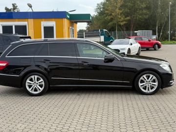 Mercedes E 300 - 4