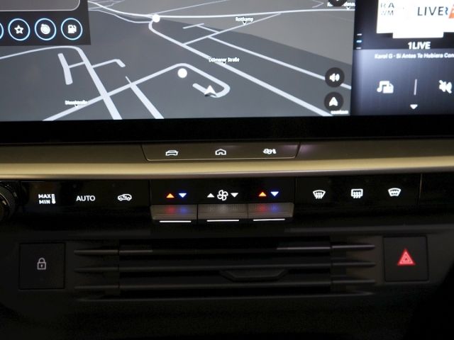 Grandland B HYBRID GS eDCT+AHK+NAVI+360°KAMERA+S