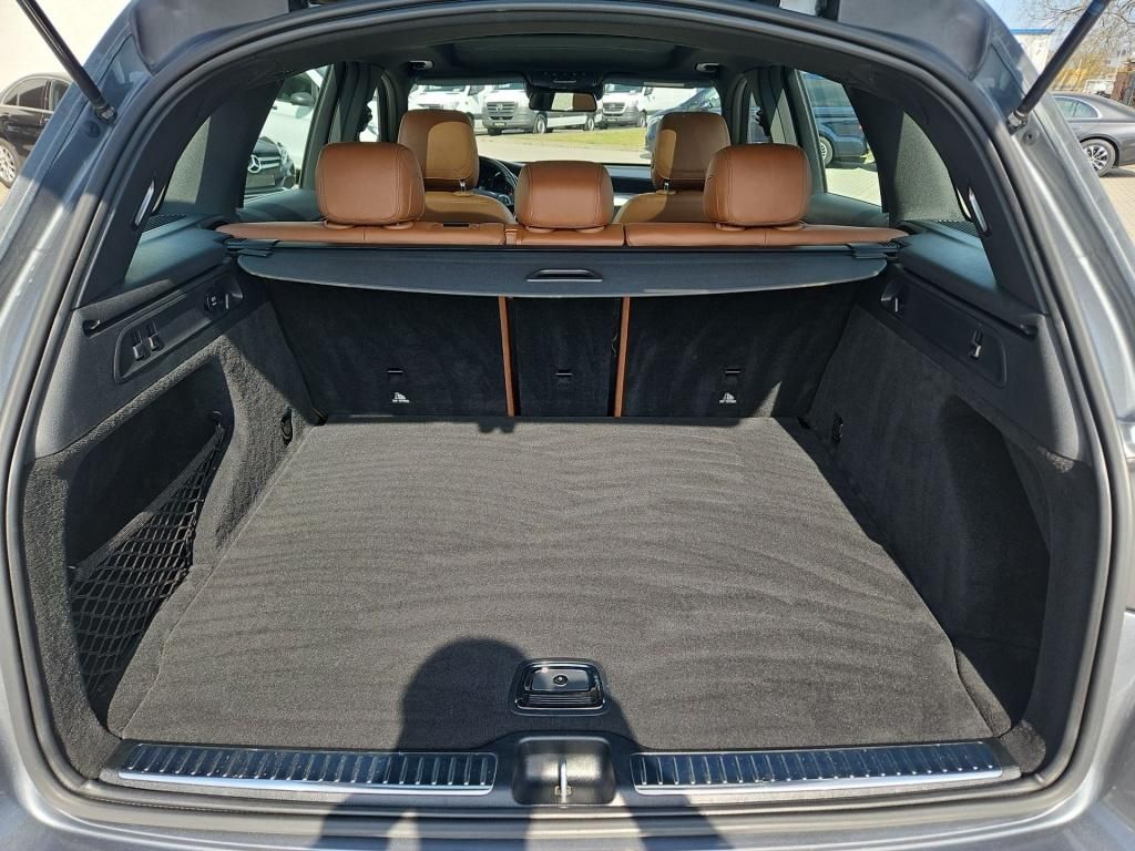 Fahrzeugabbildung Mercedes-Benz GLC 350 d 4M AMG AHK Pano HUD Sitzklima Airm.