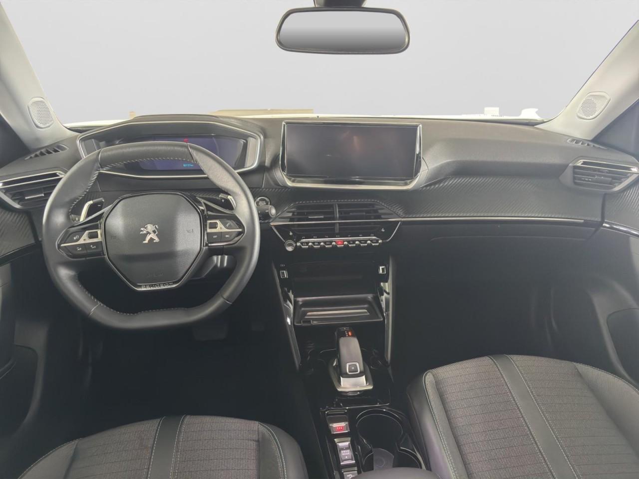 Peugeot 2008 Allure Ganzjahresreifen Sitzheizung Klima