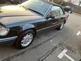 Mercedes-Benz E 220  - Mercedes-Benz E 220 Oldtimer