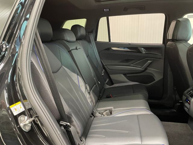 Tayron R-Line 2.0 TDI DSG IQ.LIGHT PANO AHK