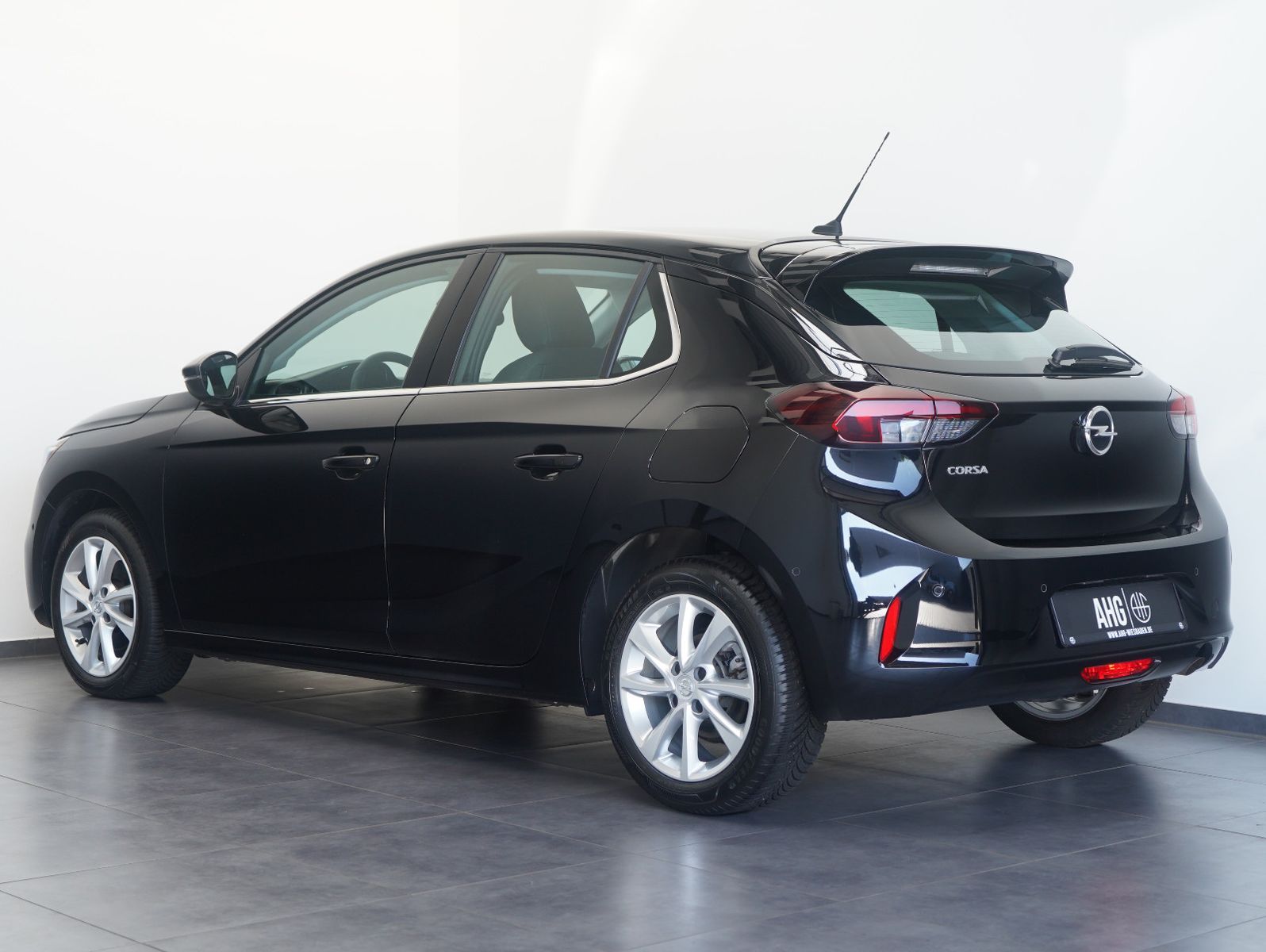 Fahrzeugabbildung Opel Corsa F 1.2 Turbo Elegance DAB/LED/PDC/SHZ