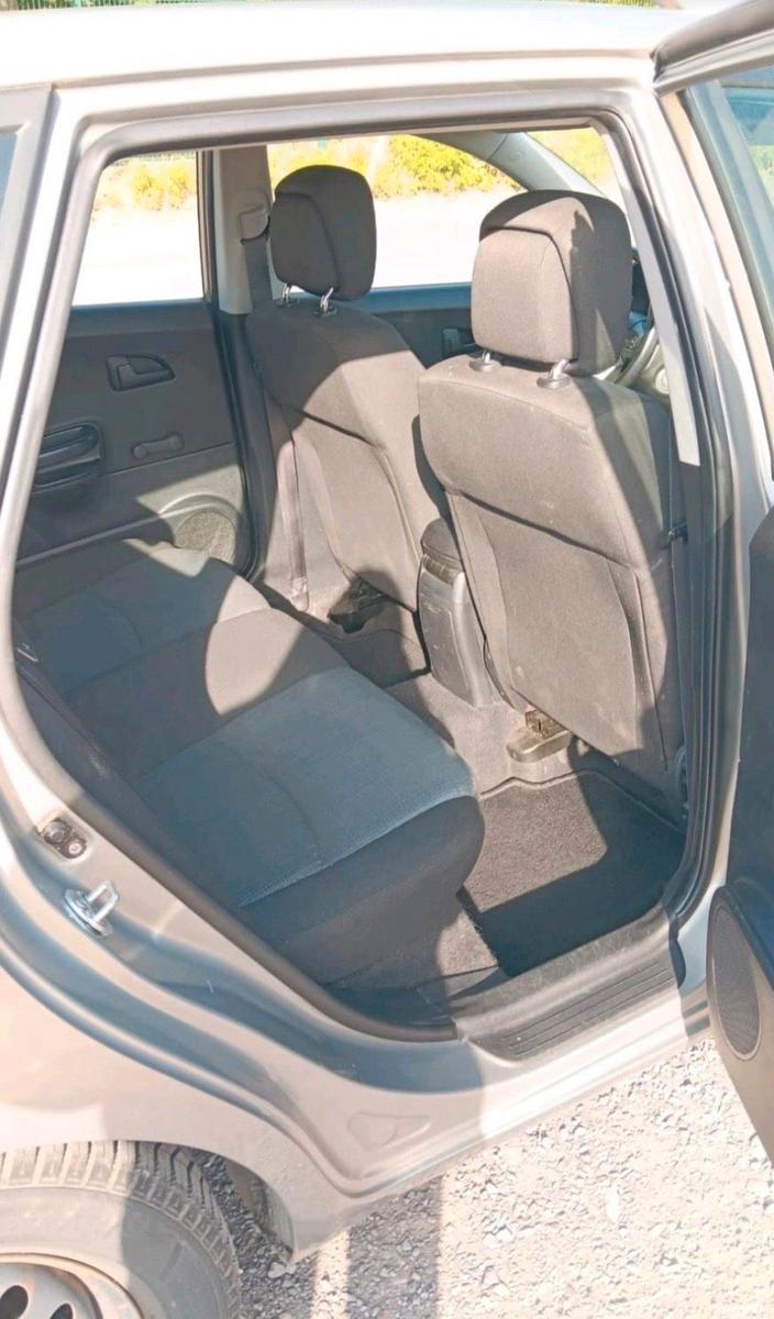 Kia cee'd 2011 — photo 5