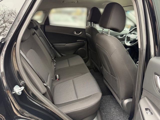 Fahrzeugabbildung Hyundai KONA Prime HUD Navi Digitales Cockpit Soundsyste