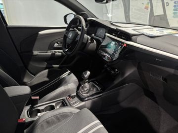 Fotografie 5 des Opel Corsa 1.2 Direct Injection Turbo GS