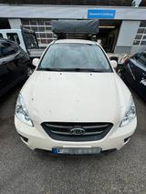 Kia Carens - Motorschaden - NICHT FAHRBEREIT - : Motorschaden