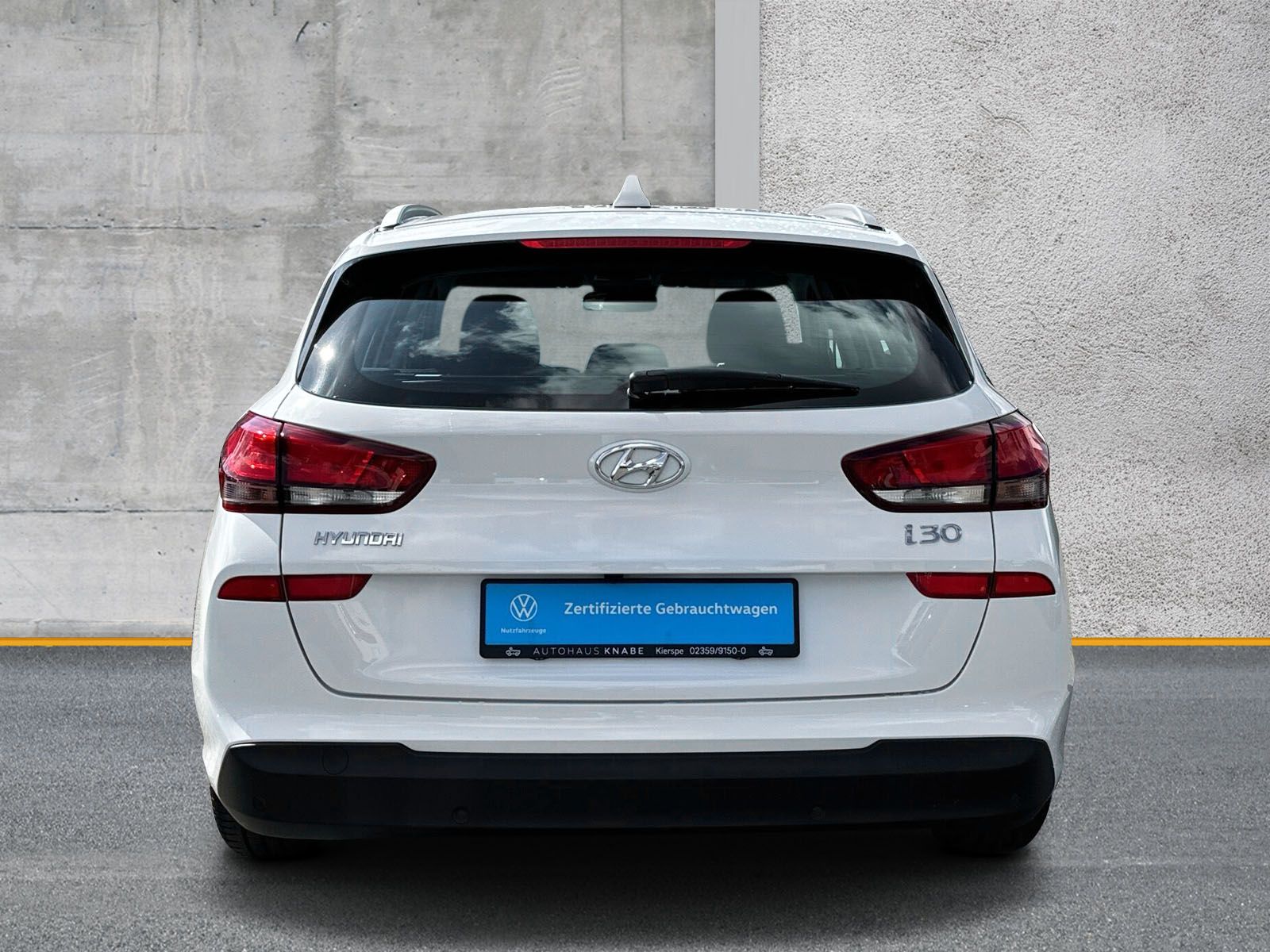 Fahrzeugabbildung Hyundai I30 CW 1.4 Trend NAVI SHZ LENKRHZG KAMERA