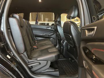 MYAUTOCENTER – Gebraucht- und Jahreswagen mit Werkstattservice in Pfaffenhofen Ford S-Max ST-Line *2. Hand*AHK*Klima*Navi*7-Sitzer*