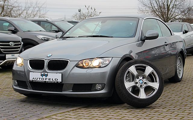 BMW 320i Cabrio/VOLL SHEFT/BI XENON/LEDER/NAVI/SHZ/