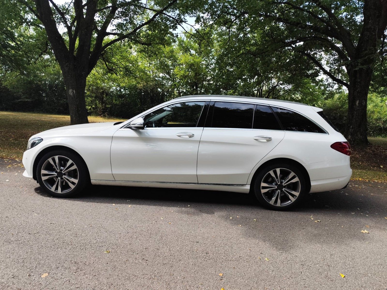 MERCEDES-BENZ C 250 d T AVANTGARDE Autom. AVANTGARDE