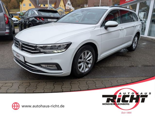 Volkswagen Passat Variant 1.5 TSI DSG Business AHK Navi LED